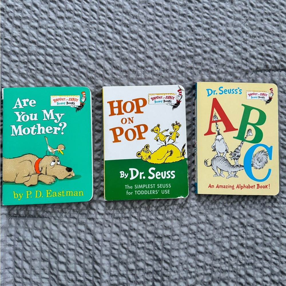 ⚠️3 Dr. Seuss Books Set⚠️